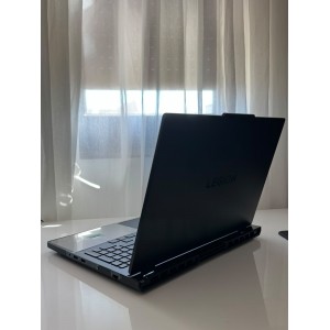 Laptop Gaming Lenovo Legion Pro 5 16ADR10, 16'' WQXGA IPS 240Hz, AMD Ryzen 9 8945HX, 32GB DDR5, 1TB SSD, GeForce RTX 5070 8GB, WIN 11 PRO, Eclipse Black, resigilat